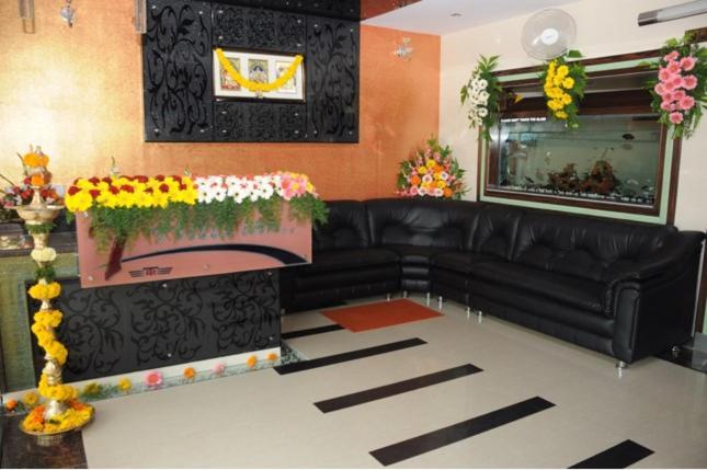 Hotel Seven Hills Inn Tirupati Ngoại thất bức ảnh