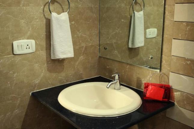 Hotel Seven Hills Inn Tirupati Ngoại thất bức ảnh